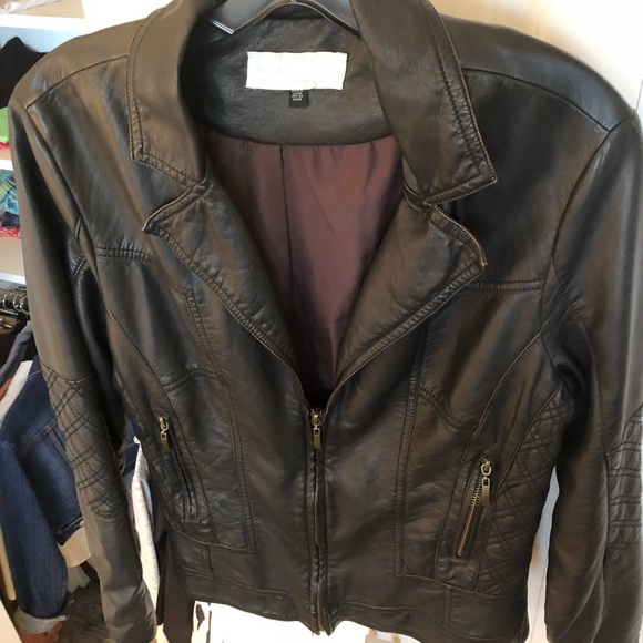 Dark brown leather jacket. Size 8 - Picture 1 of 7